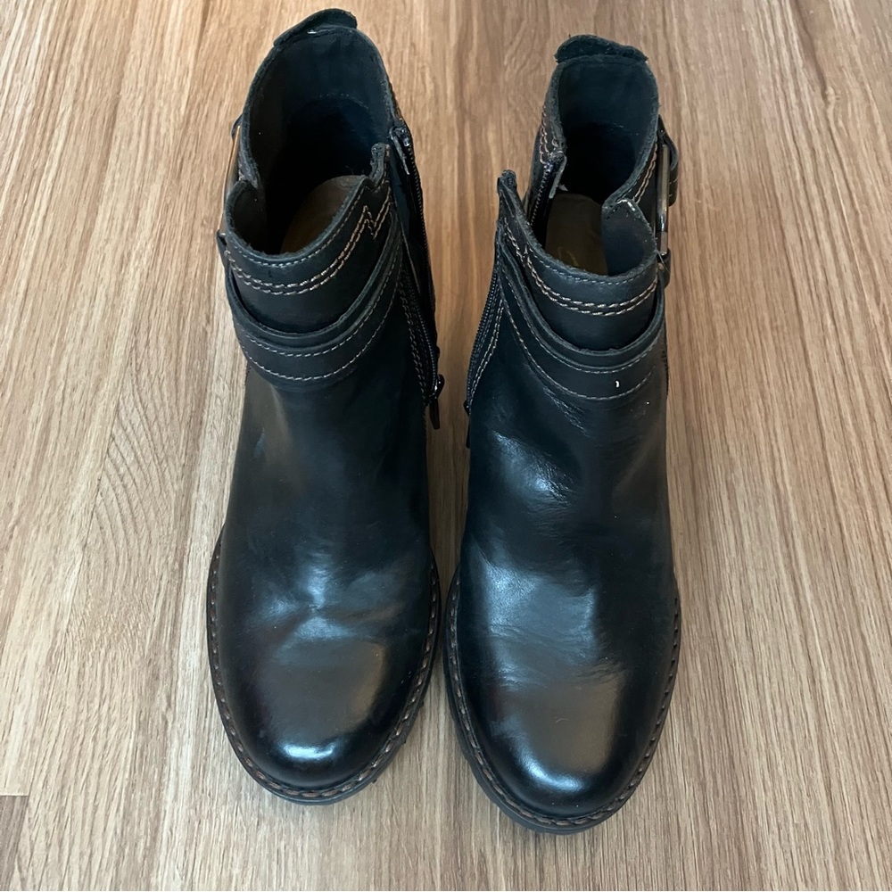 Clark’s Black Leather Ankle Boots